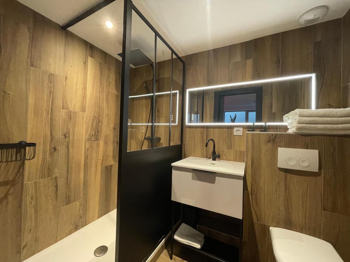 Апартаменты Loft Red Lights Сен-Сиприен Экстерьер фото
