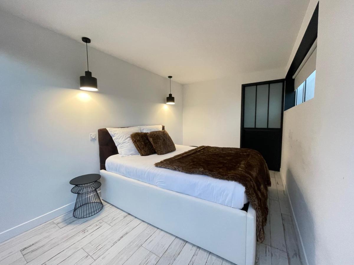 Апартаменты Loft Red Lights Сен-Сиприен Экстерьер фото